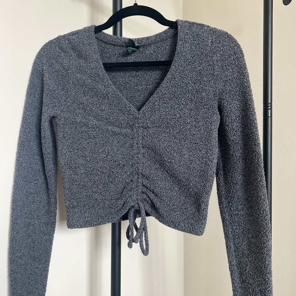 wild fable Charcoal Gray V‑Neck Ruched Drawstring Crop Sweater
